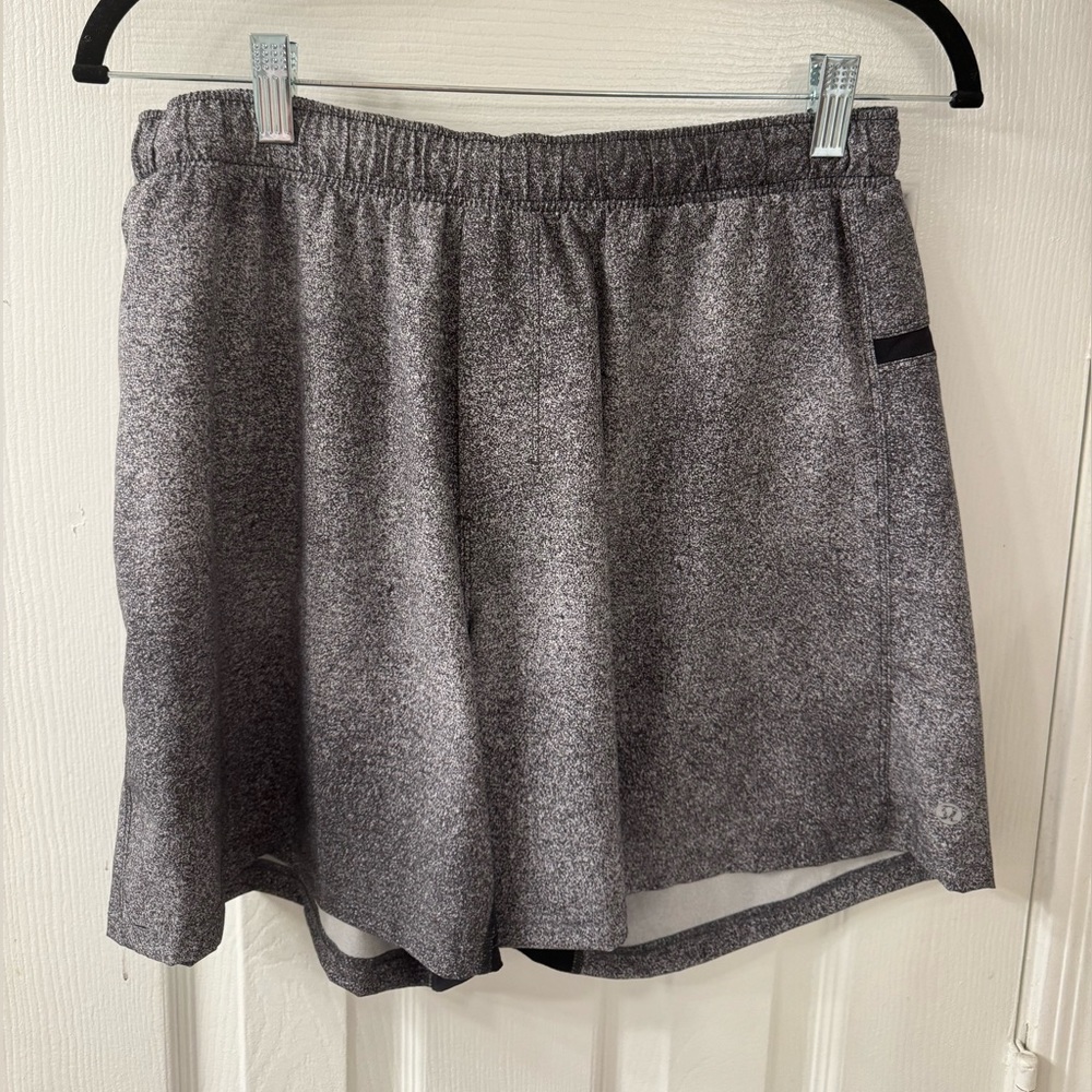 Lululemon Men's Surge lined shorts 7" Black Gray Size Large